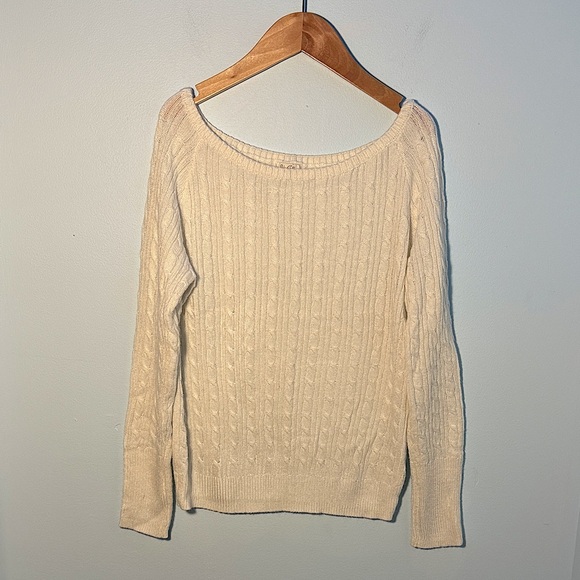 JOHN GALT CABLE KNIT SWEATER - Picture 1 of 4
